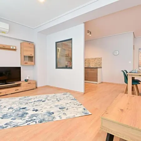 Cozy Apartment Located On Piraeus Port Area- Extérieur photo